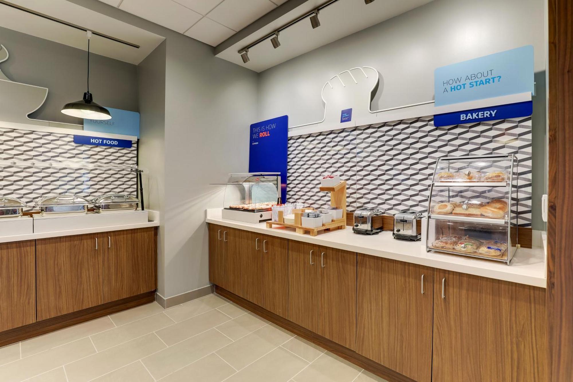 Holiday Inn Express Holly Springs - Raleigh Area By Ihg 外观 照片