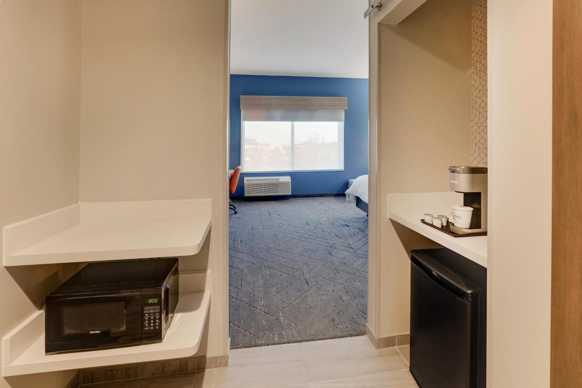 Holiday Inn Express Holly Springs - Raleigh Area By Ihg 外观 照片